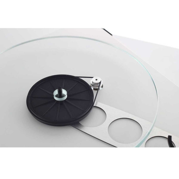 Rega Planar 3 Turntable (Black Colour)