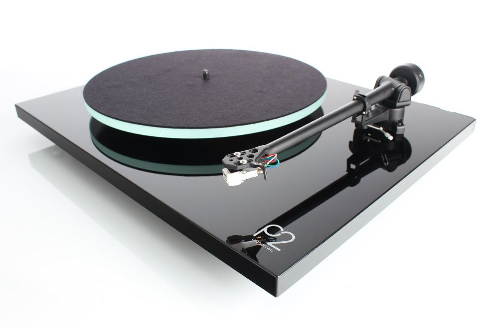 Rega Planar 2 Turntable (Black Colour)