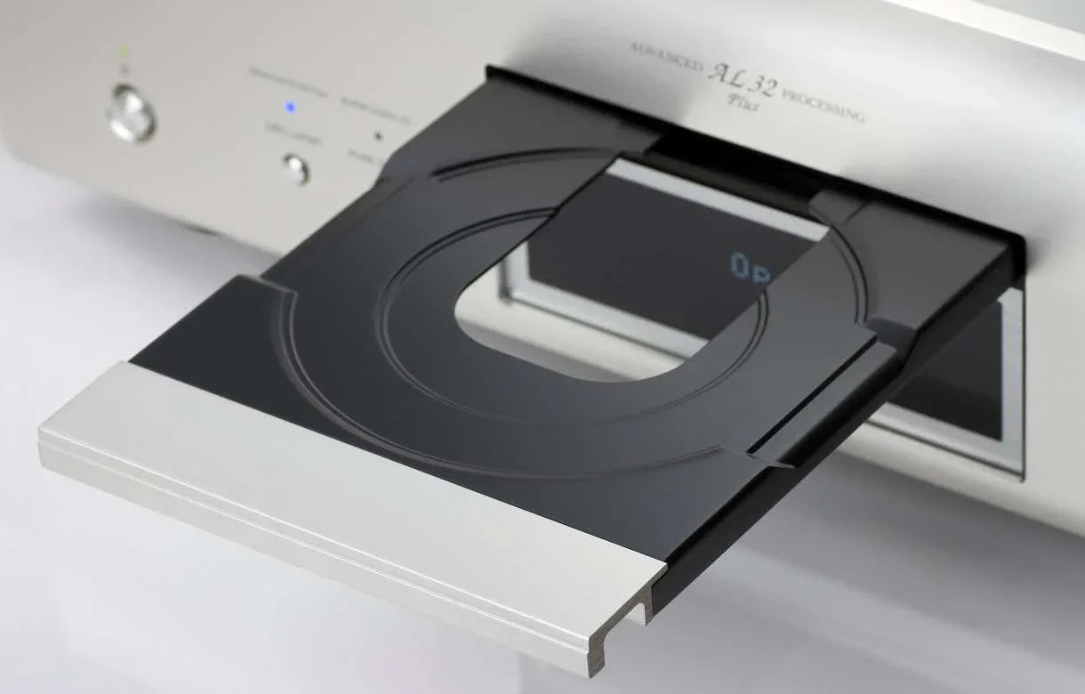Denon DCD-2500NE Reference CD / SACD Player Price in India